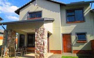 3 Bedroom House in Kyalami AH