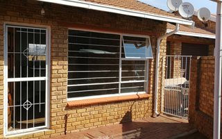 2 Bedroom Townhouse in Kenmare