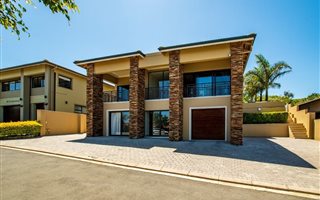 4 Bedroom House in Shelly Beach