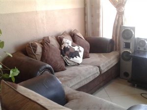 2 Bed House in Duduza