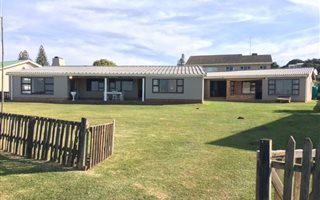 3 Bedroom House in Haga Haga