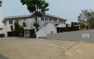 180 m² Office Space in Bryanston