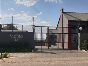 2 Bed Apartment in Menlo Park