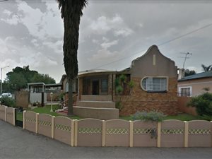 4 Bed House in Symhurst