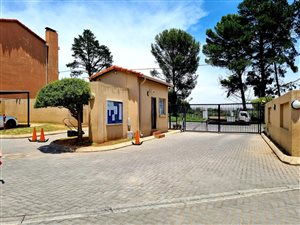 2 Bed Apartment in Towerby
