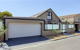 6 Bedroom House in Southfield