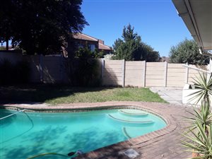 3 Bed Townhouse in Durbanville Central