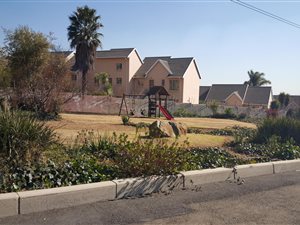 2 Bed Apartment in Isandovale