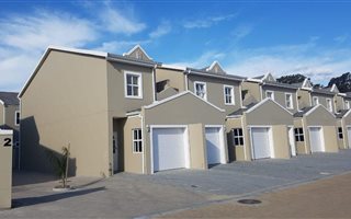 3 Bedroom Apartment in De Zoete Inval