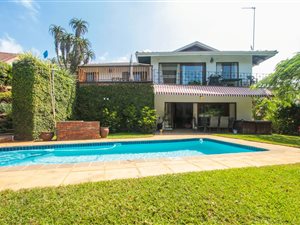 4 Bed House in La Lucia