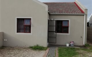 2 Bedroom House in Mitchells Plain Central