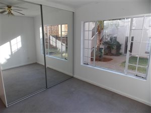 2 Bed Apartment in Garsfontein