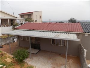 2 Bedroom House in Merebank
