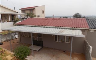 2 Bedroom House in Merebank