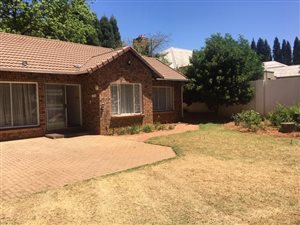 3 Bed House in Houghton Estate