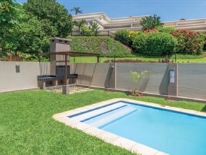 3 Bed Apartment in Willard Beach