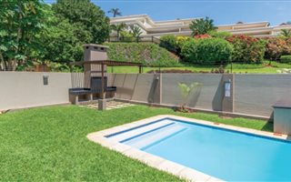 3 Bedroom Apartment in Willard Beach