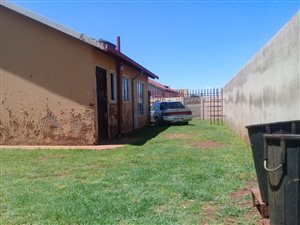 2 Bed House in Vosloorus