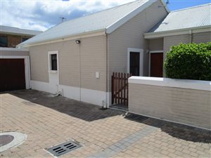 3 Bed Townhouse in Gordons Bay Central