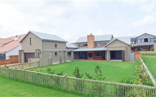 4 Bedroom House in The Coves