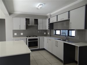 3 Bed House in Midstream Meadows