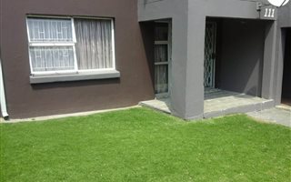 2 Bedroom Townhouse in Vorna Valley
