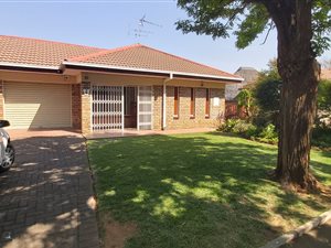 2 Bed Townhouse in Three Rivers