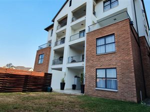 3 Bed Apartment in Olivedale