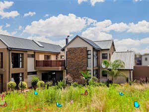 4 Bed House in Midstream Ridge Estate