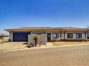 3 Bed House in Zesfontein AH