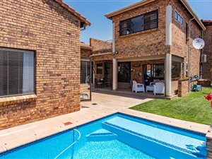 5 Bed House in Randpark Ridge
