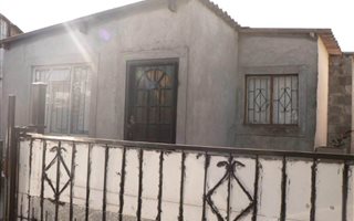 4 Bedroom House in Kalkfontein
