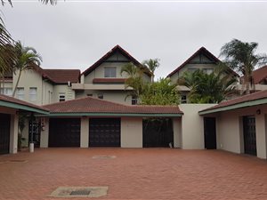 4 Bed House in Meerensee