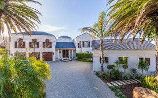 6 Bedroom House in Welgedacht