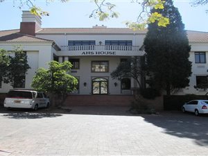 1418 m² Commercial space in Edenburg