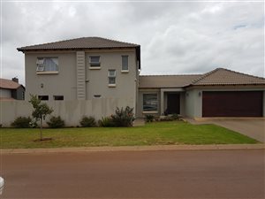 3 Bed House in Hazeldean (Silverlakes Surroundings)