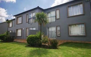 2 Bedroom Apartment in Wilgeheuwel
