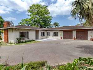 4 Bed House in Cowies Hill