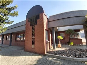 1200 m² Industrial space in Wadeville