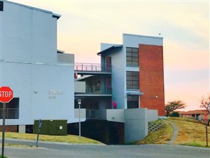 2 Bed Apartment in Noordwyk