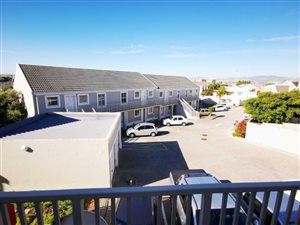 2 Bed Apartment in West Beach