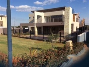 4 Bed House in Eye of Africa