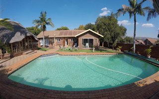 3 Bedroom House in Suiderberg