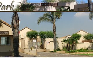 2 Bedroom Townhouse in Edenglen