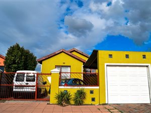2 Bed House in Highbury