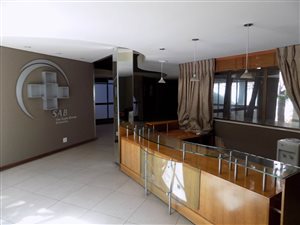 4824 m² Office Space in Isando