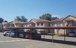 2 Bedroom Townhouse in Lakefield
