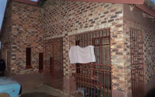 4 Bedroom House in Ikageng