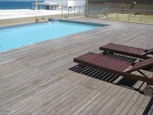 2 Bed Apartment in Bloubergstrand