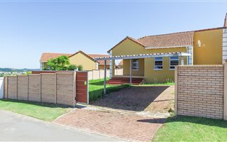 2 Bedroom House in Beacon Bay